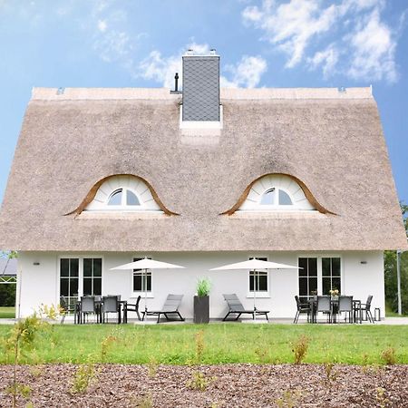 Reetidyll Am Haff Vila Pepelow Exterior foto