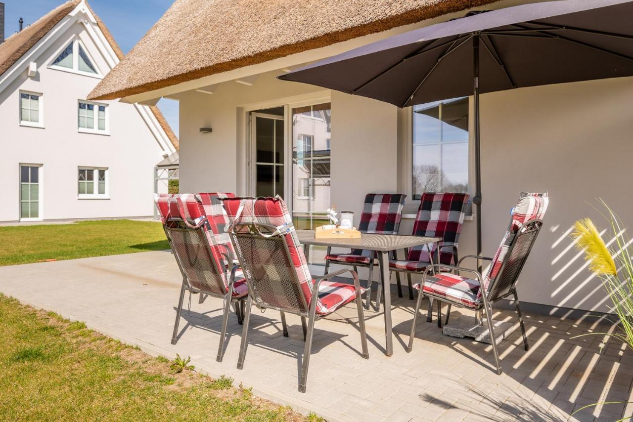Reetidyll Am Haff Vila Pepelow Exterior foto