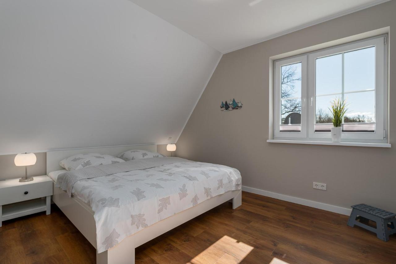 Reetidyll Am Haff Vila Pepelow Exterior foto
